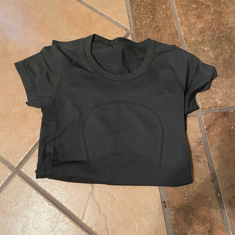 Dark Green LuLu Swiftly Tech size 4